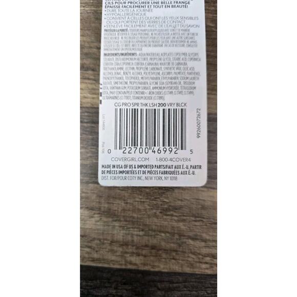 COVERGIRL PROFESSIONAL SUPER THICK LASH MASCARA 200 VERY BLACK NEW - Picture 6 of 6